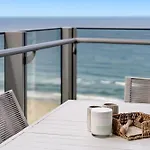Ocean Pearl - Central Broadbeach